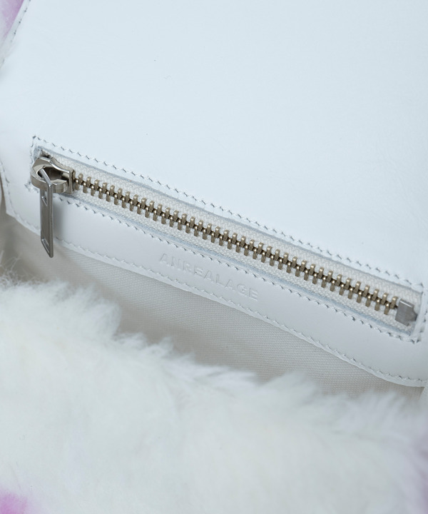 PHOTOCHROMIC LOGO FUR BAG 詳細画像 BEIGE&rarr;BLUE MONOGRAM 11
