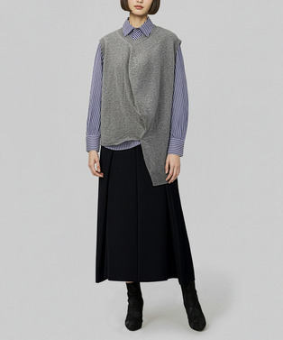 BALL KNIT VEST